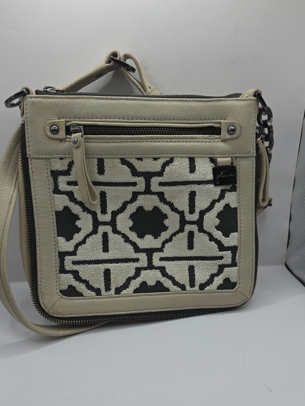 Petunia Pickle Bottom Small Slim Leather Crossbody Bag Ivory Cream & Black